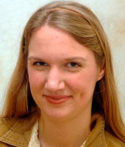 Cate McDermott Headshot